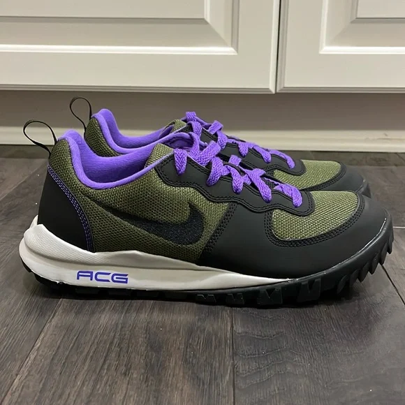 Nike Takos Low LE ACG Hiking Trail Shoes Sneakers new 377811 305 Mens Size 9